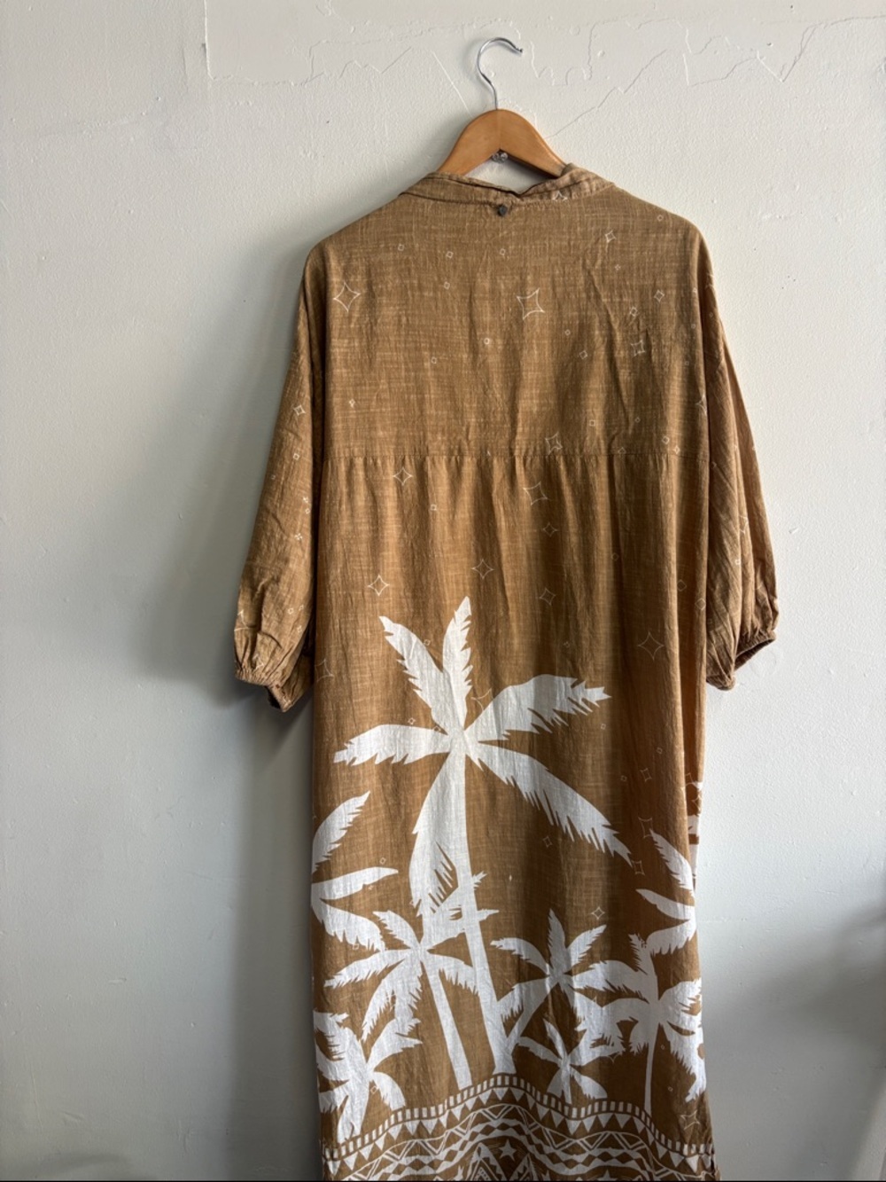 Z&L Boho Open-Front duster in Brown with White Palm Print - Picture 4 of 6